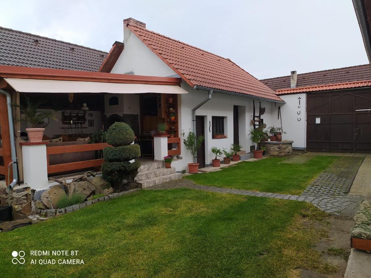 Apartmán Apartmán na statku Klec Exteriér fotografie